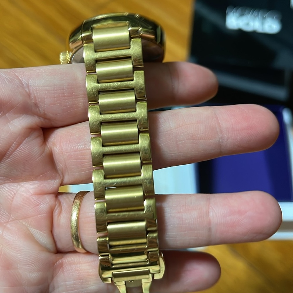 🌎 MOVADO BOLD Watches - Picture 9 of 16